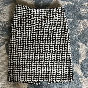 Vintage Black label Ralph Lauren Black and White Houndstooth Pencil Skirt